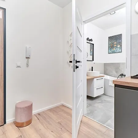 Modern Grabiszyn By Renters